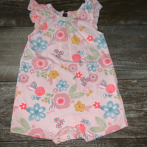 6-9 month summer clothing lot - Picture 1 of 12